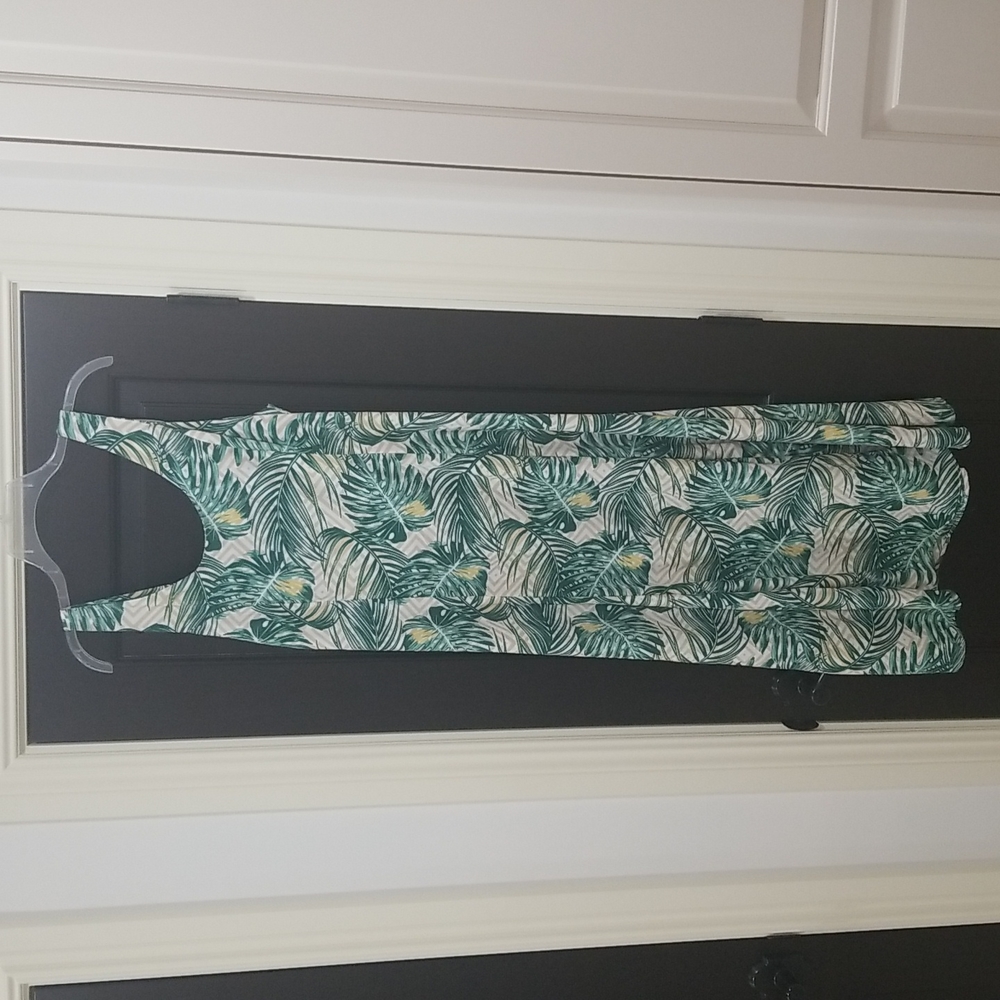 Women dress